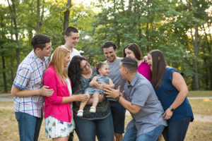 Tips for Choosing Outfits for your Family Portrait Session